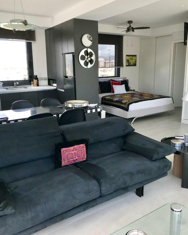 Appartement Stylish Penthouse With Acropolis And 360 View à Athènes Extérieur photo